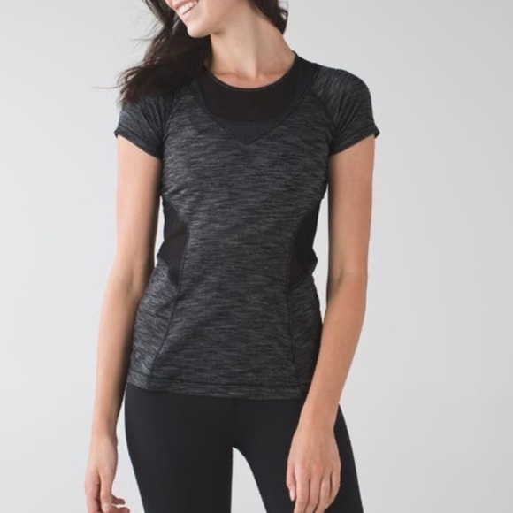 LULULEMON Mesh With Me Short Sleeve T-Shirt - Heathered Black / Black - Picture 1 of 10